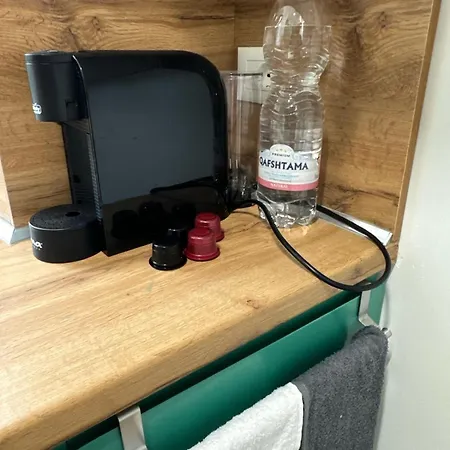 Redvelvet Blloku ティラナ